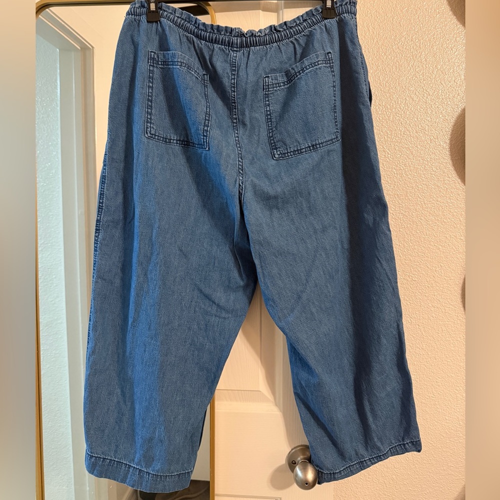 Old Navy Denim-Blue Straight Pants with Comfort Waistband - Picture 4 of 4